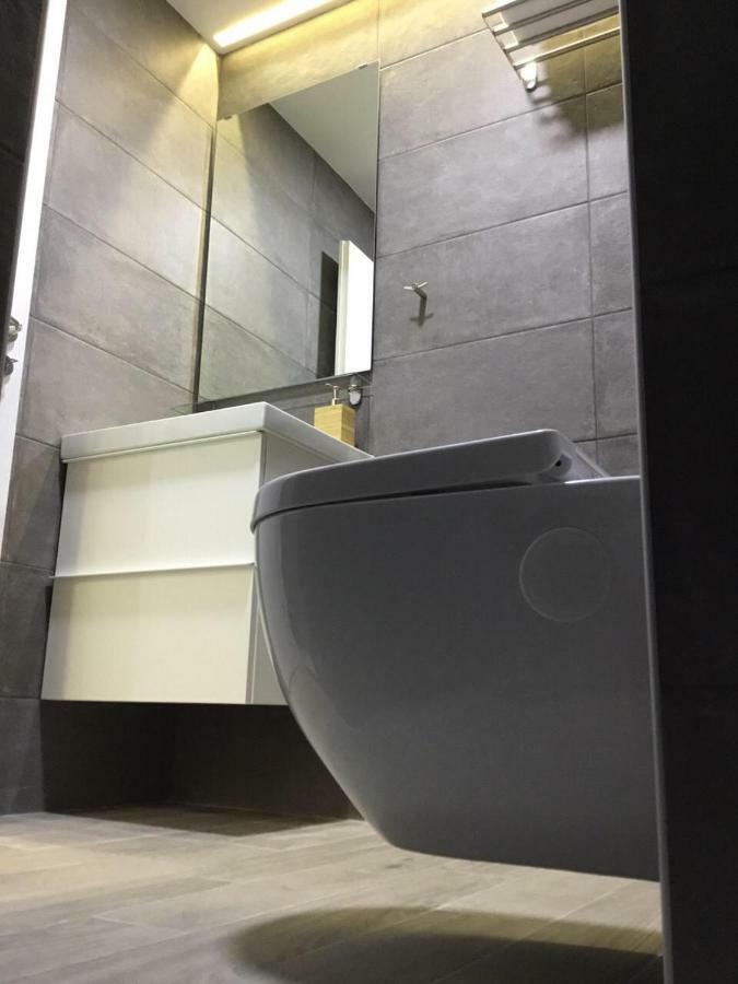 Stylish Apartment By City Center Heraklion Exteriör bild