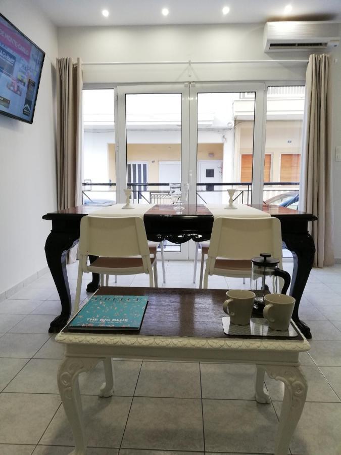 Stylish Apartment By City Center Heraklion Exteriör bild